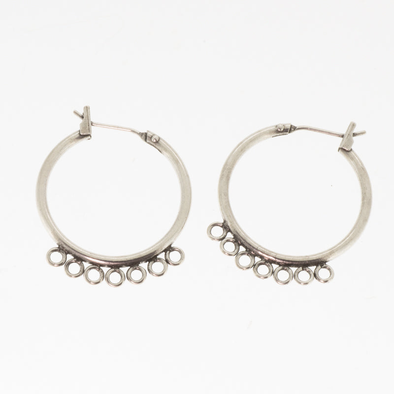 Menoniピアス