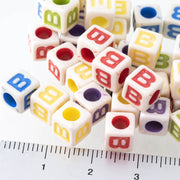 イニシャルビーズ （B）