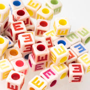 イニシャルビーズ （E）