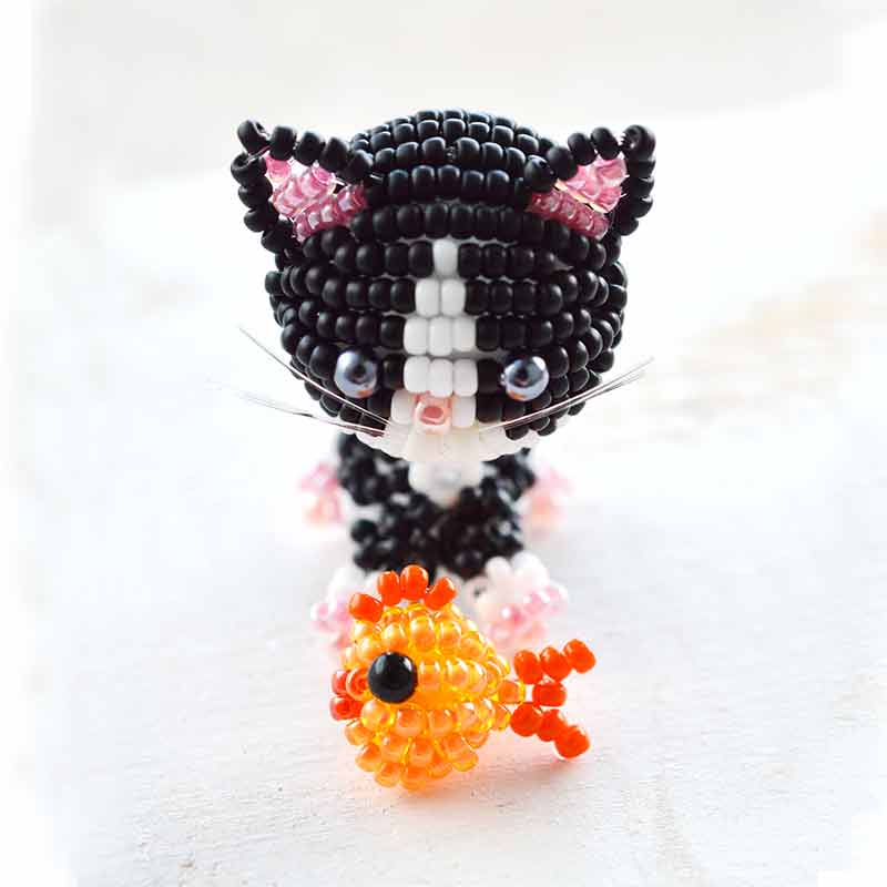 ねこ日和<たま と お魚>