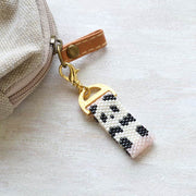 ハンドメイドの無料レシピ「ペヨーテステッチで作るパンダストラップ」