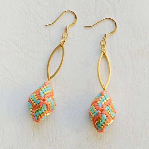 No.12 デルタ六面体で作るピアスキット〜風車〜