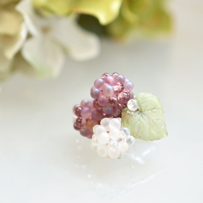 ハンドメイドの材料紹介「「紫陽花のパープルブローチ」の材料」