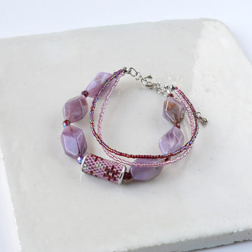 ハンドメイドの材料紹介「「ペヨーテステッチで作るローリングビーズとMicroのブレスレット（パープル）」の材料」