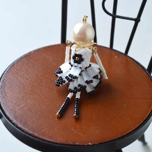 ハンドメイドの材料紹介「「フリルスカートの女の子」の材料」