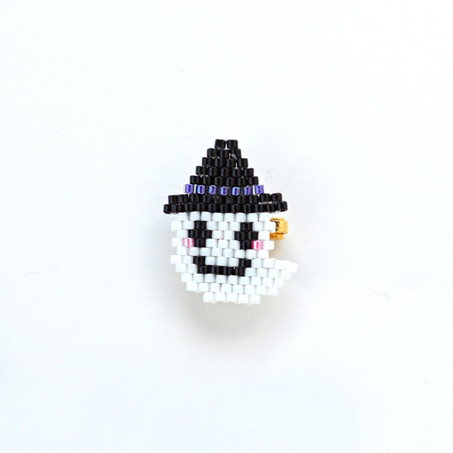 ハンドメイドの材料紹介「「シェイプドステッチで作るマスクチャーム(ゴースト)」の材料」