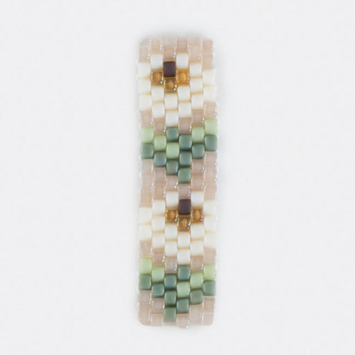 ハンドメイドの材料紹介「「気まぐれキット・チロリアンテープ風ホルダーセットの色違い提案（ベージュ）」の材料」