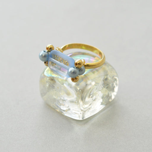 ハンドメイドの無料レシピ「レクタングルビーズの立て爪風リング」