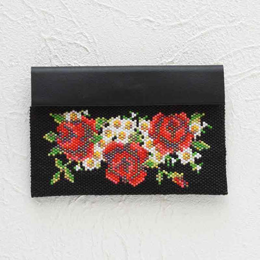 ペヨーテステッチで作るカードケースキット(薔薇とマーガレット)