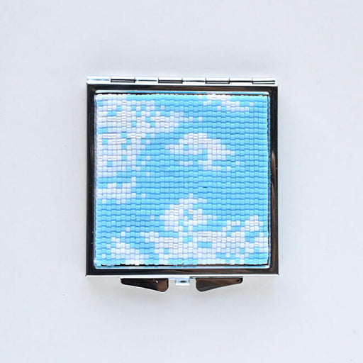 ハンドメイドの材料紹介「「デリカビーズ織りで作る角型コンパクトミラー（晴れた空）」の材料」