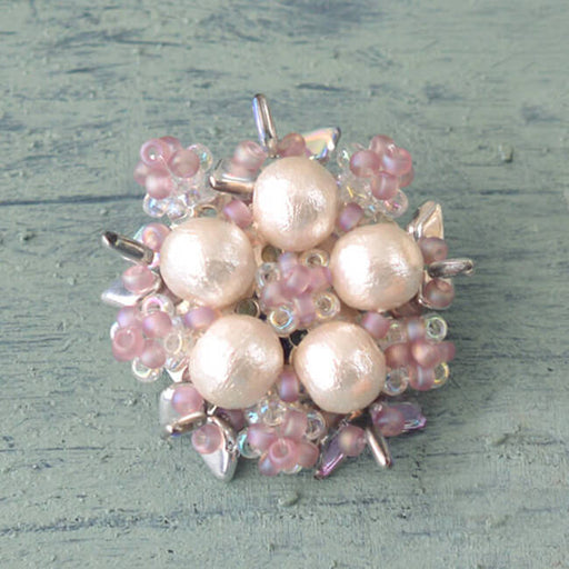 ハンドメイドの材料紹介「「ビーズボールとコットンパールのブローチ（パープル）」の材料」