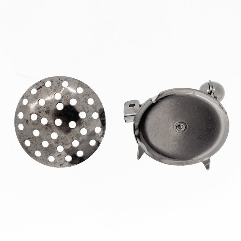 ブローチ金具