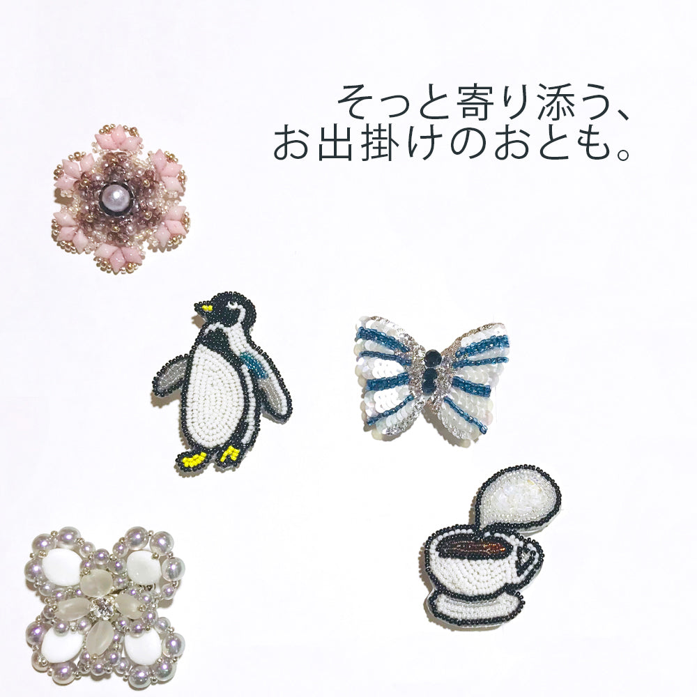 ブローチ