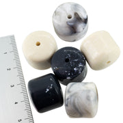 プラスチックビーズ