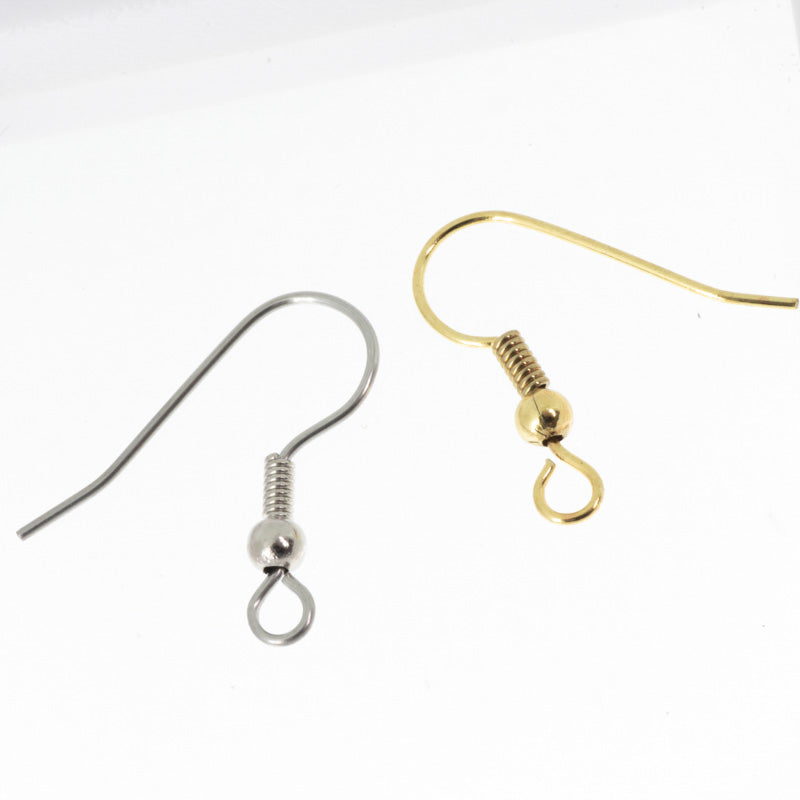 ピアス金具