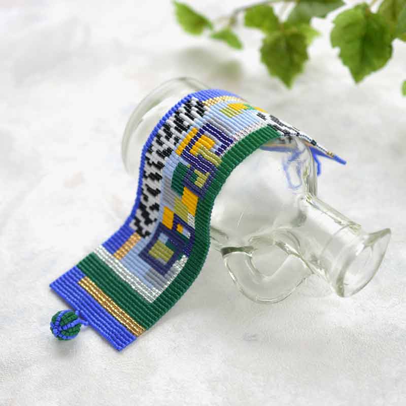 ビーズ織りで作るワイドブレスレット