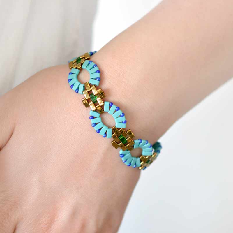 ハーフティラビーズのリゾートブレス