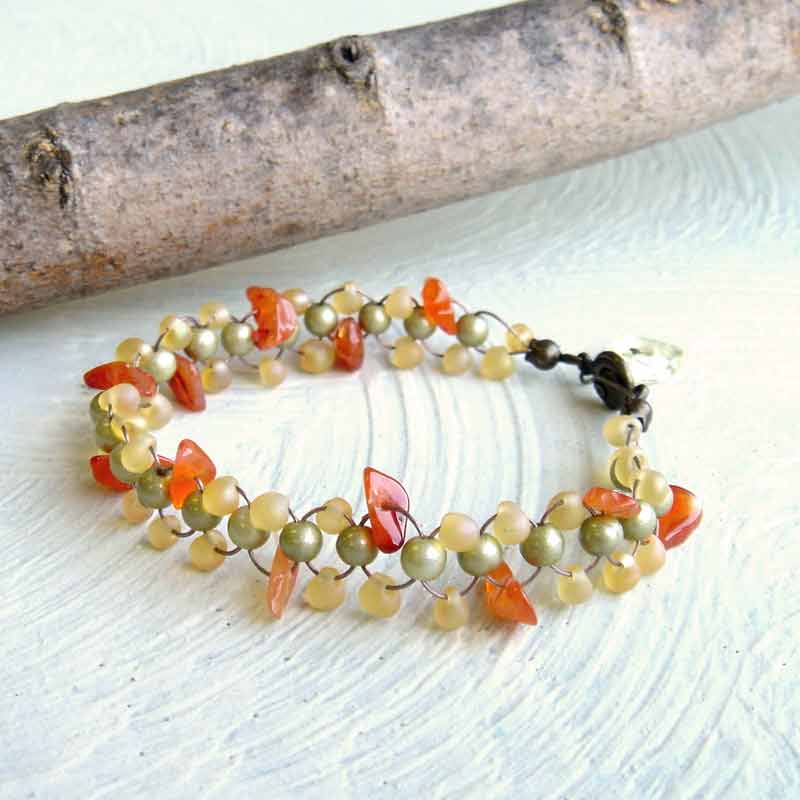 天然石サザレのスウィングブレスレット(オレンジ)