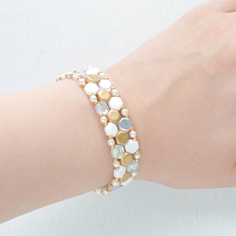 シンバル×ハニカムビーズのブレスレット