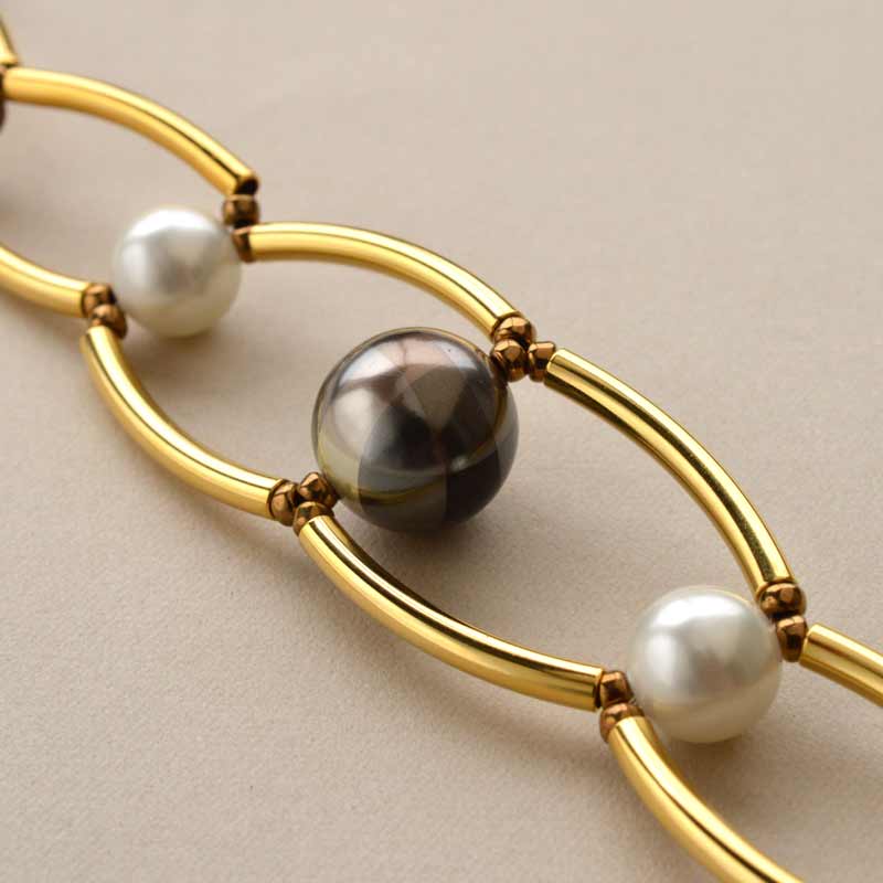 チェッカーパールのメタルブレスレット