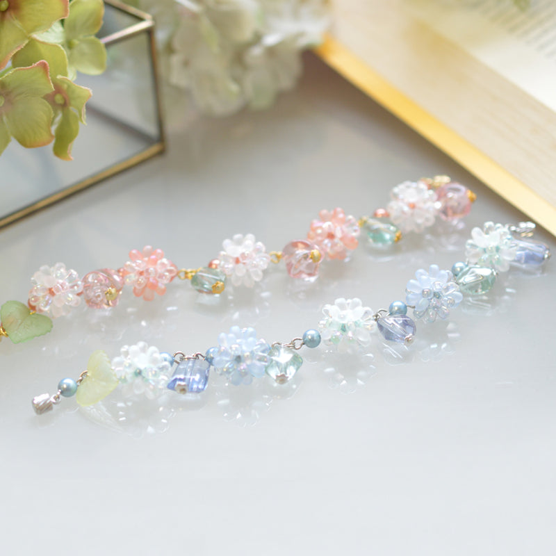 紫陽花のブルーブレスレット