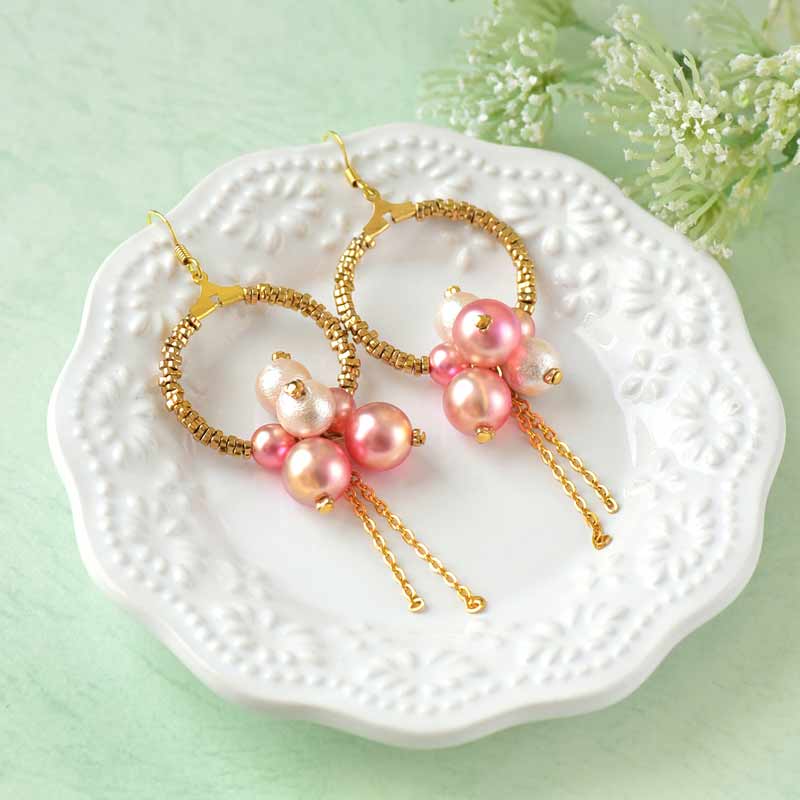 ルシエルパールとコットンパールのピアス