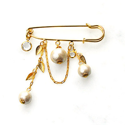 コットンパールとコンポーネントのファッションピン