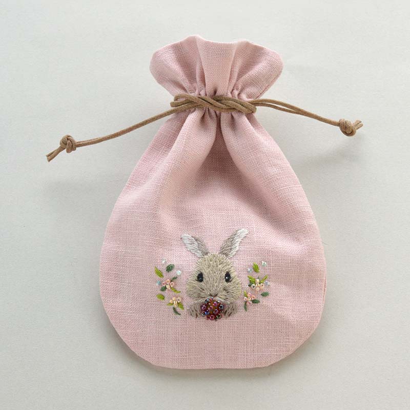 Munching Rabbit Pouch（もぐもぐうさぎの巾着）