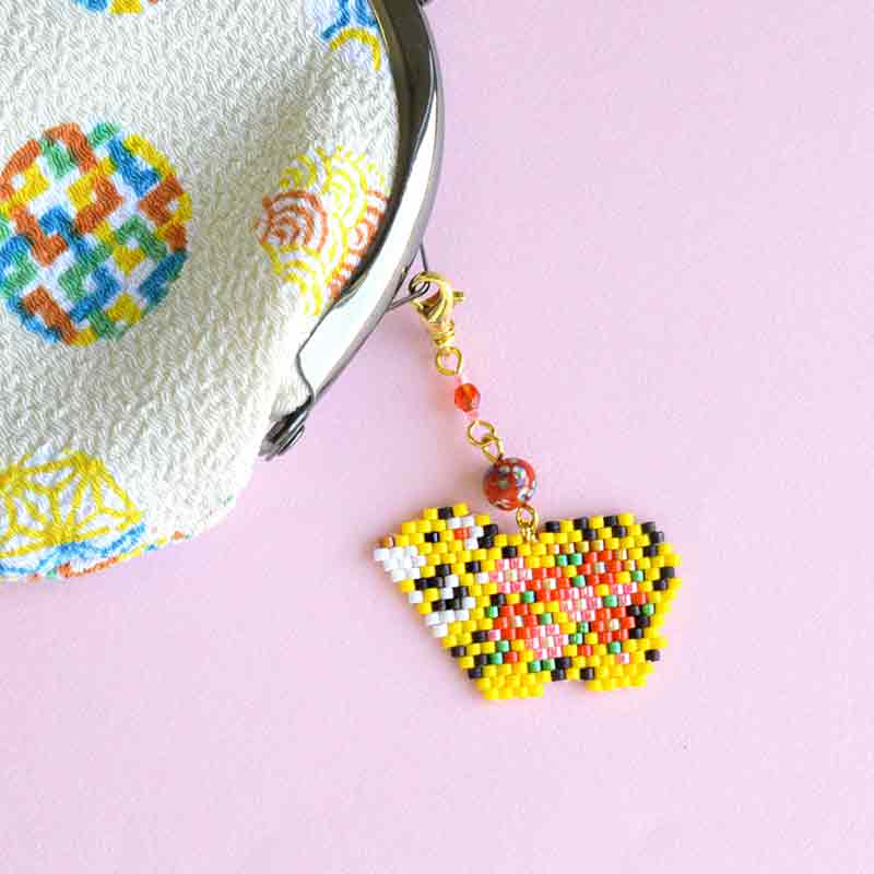 シェイプドステッチで作る干支チャーム(開運干支寅)