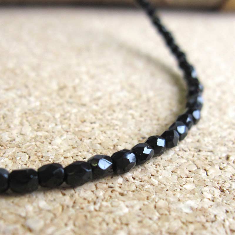 ブラックジュエル・ネックレス
