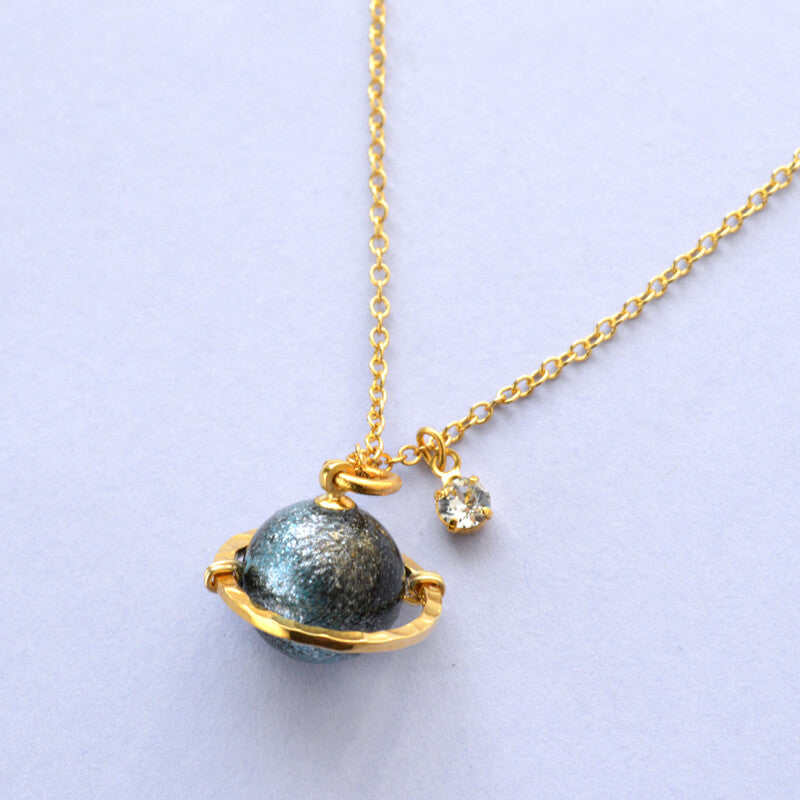 土星ペンダント