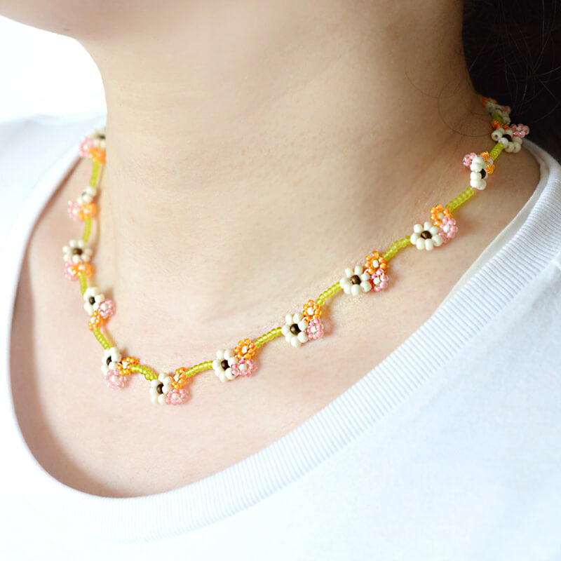 ガーベラチェーンのネックレス