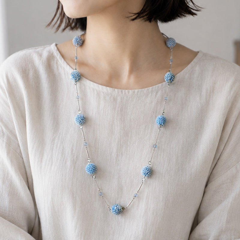 かぎ針編みで作るシャーベットネックレス