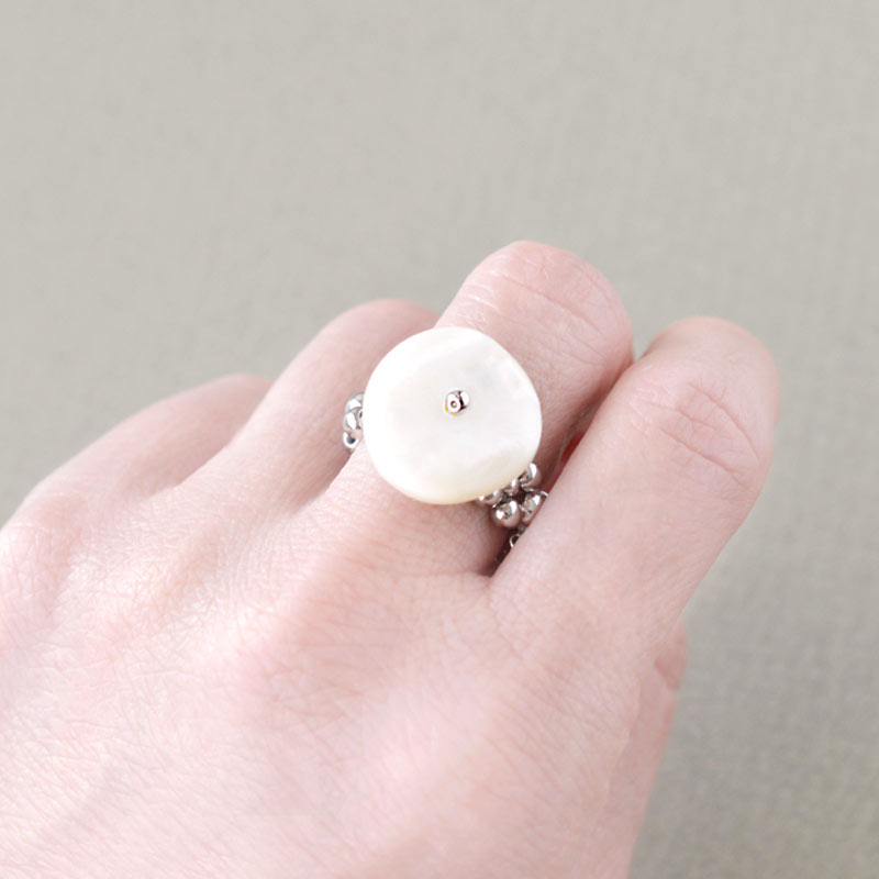 トロカビーズのムーンリング