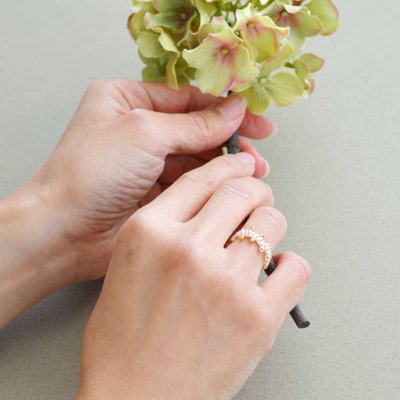 ペヨーテステッチで作る リングドットのビーズリング