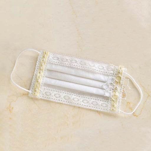 ハンドメイドの材料紹介「「福山店スタッフのマスクカバー（白）」の材料」