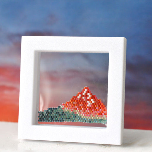 ハンドメイドの材料紹介「「シェイプドステッチで作る凱風快晴（赤富士のみ）」の材料」