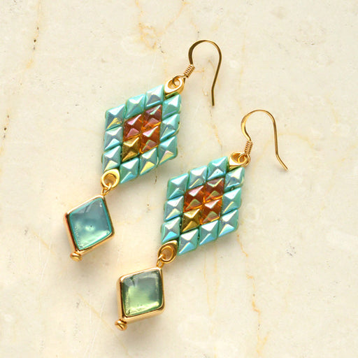 ハンドメイドの材料紹介「「シンバル×ダイヤモンデュオビーズのピアス(ターコイズ系)」の材料」