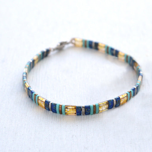 ハンドメイドの材料紹介「「ティラビーズのファインカラーブレス（金具タイプ）ブルー」の材料」