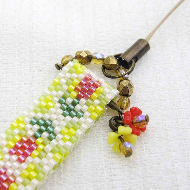 ステッチ・ストラップ(菜の花とチューリップ)