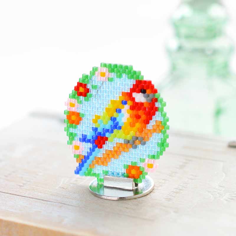 シェイプドステッチで作るミニインコ