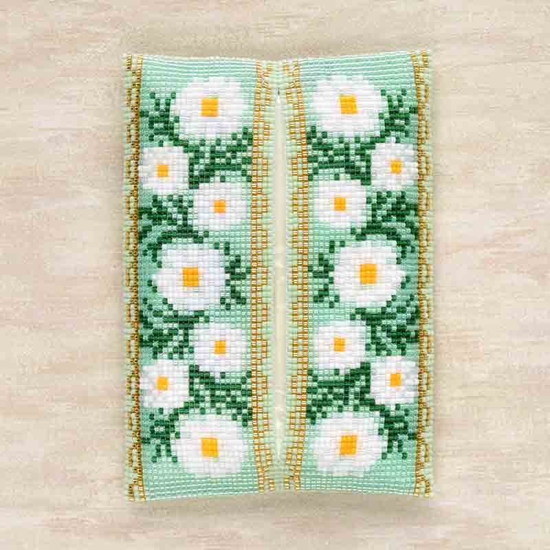 デリカビーズ織りで作るティッシュカバー(マーガレット)