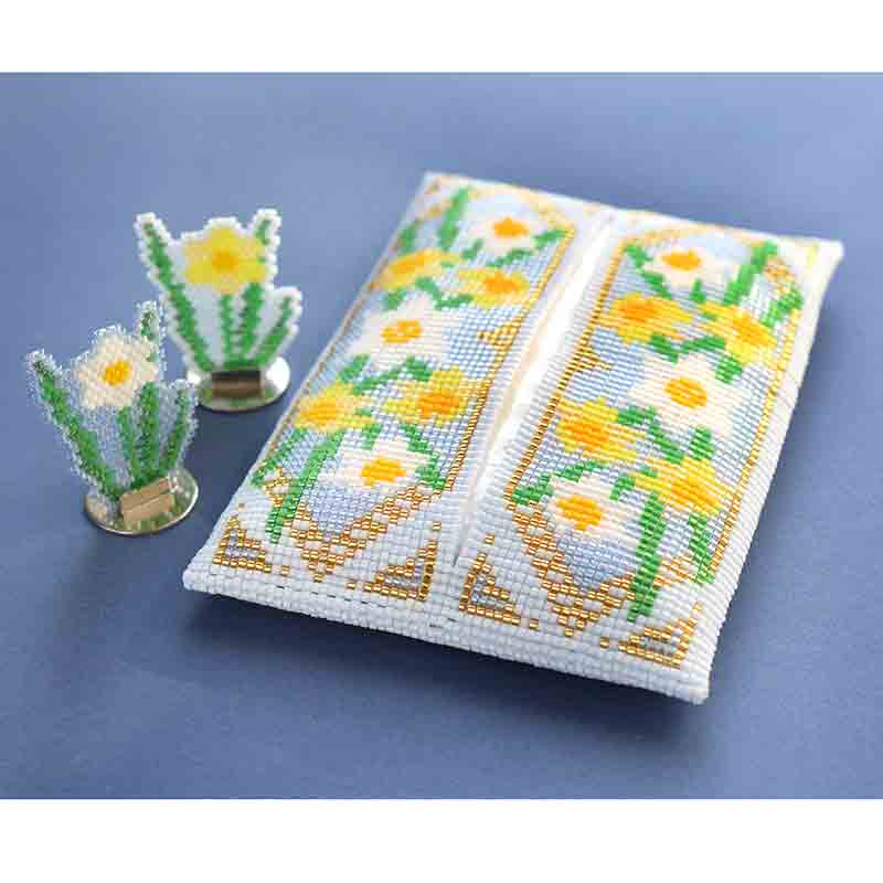 デリカビーズ織りで作るティッシュカバー(水仙)