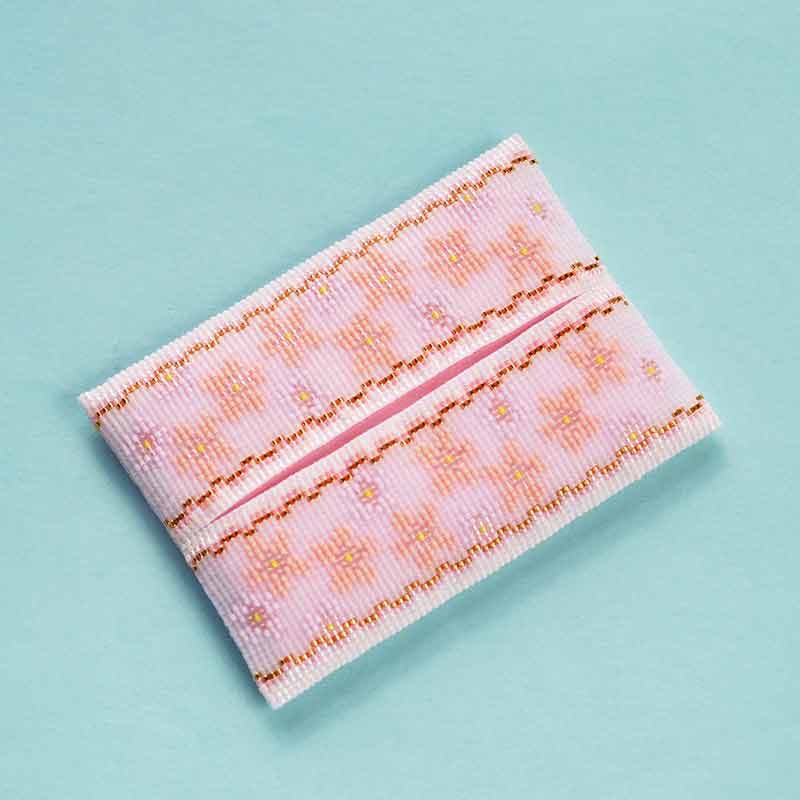 デリカビーズ織りで作るティッシュカバー(桜)