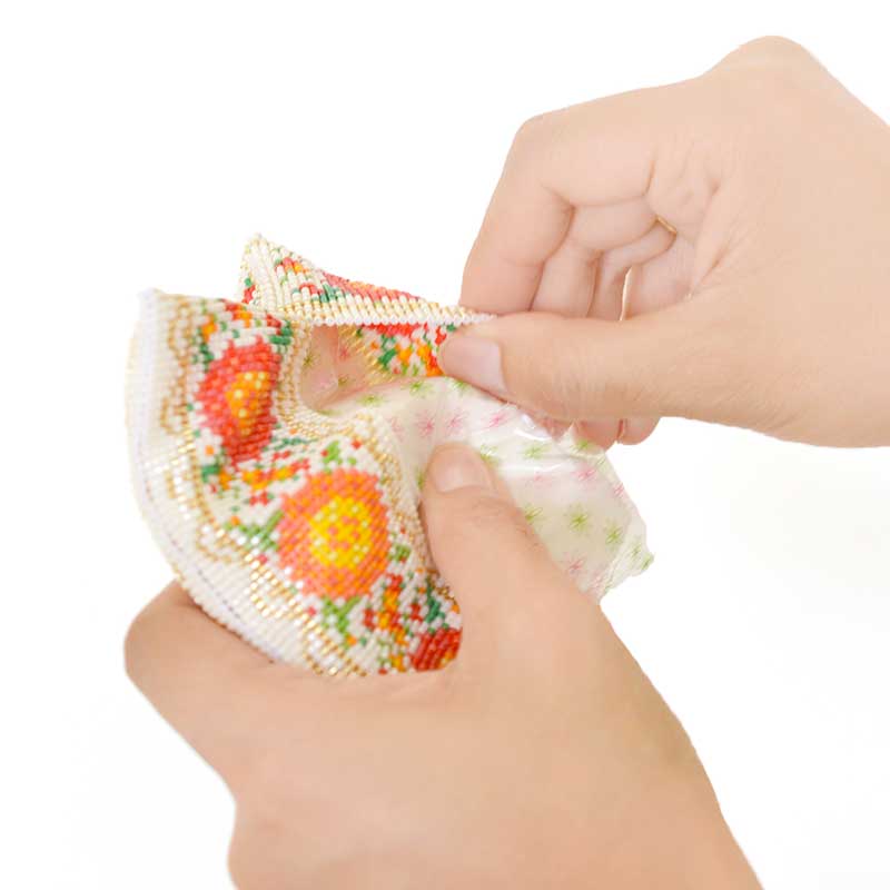 デリカビーズ織りで作るティッシュカバー(ランタナ)