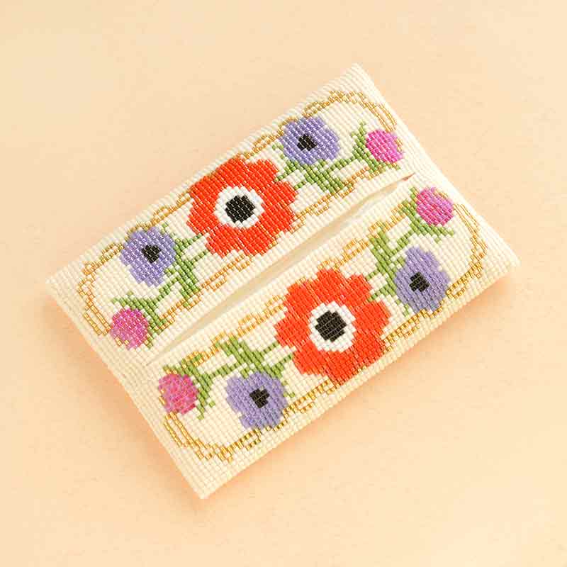 デリカビーズ織りで作るティッシュカバー(アネモネ)