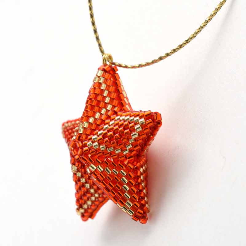 ペヨーテステッチで作るスター