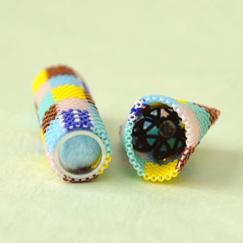 ペヨーテステッチで作るニードルケース(パッチワーク柄)