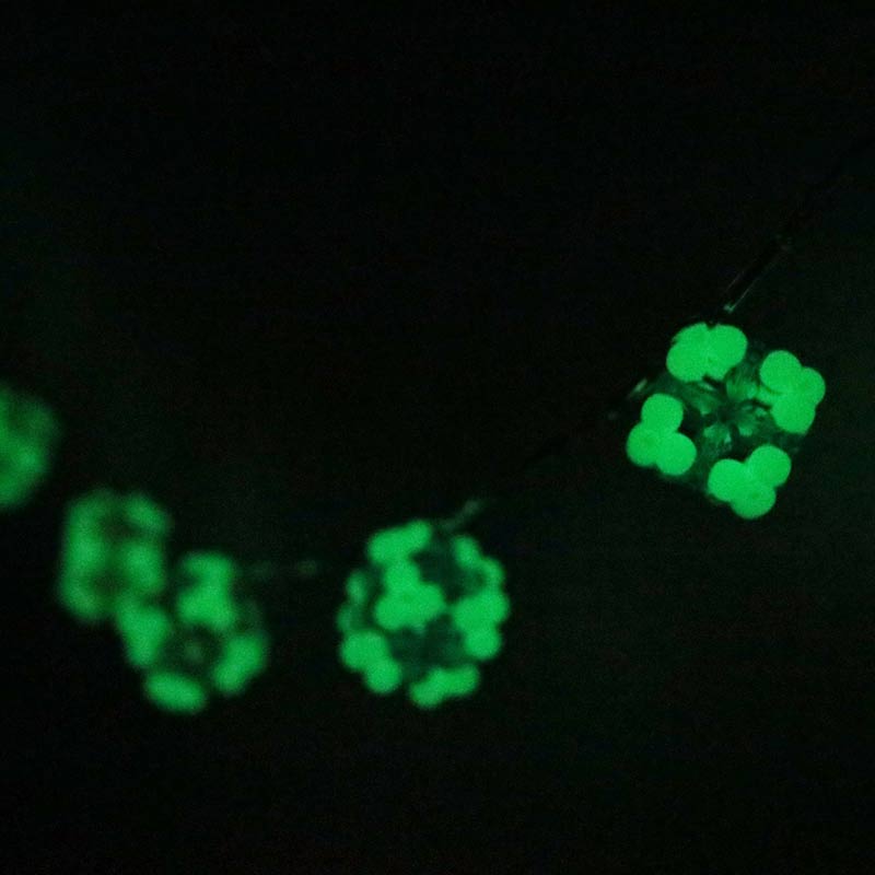 蓄光ビーズ×ファイアポリッシュビーズのガーランド