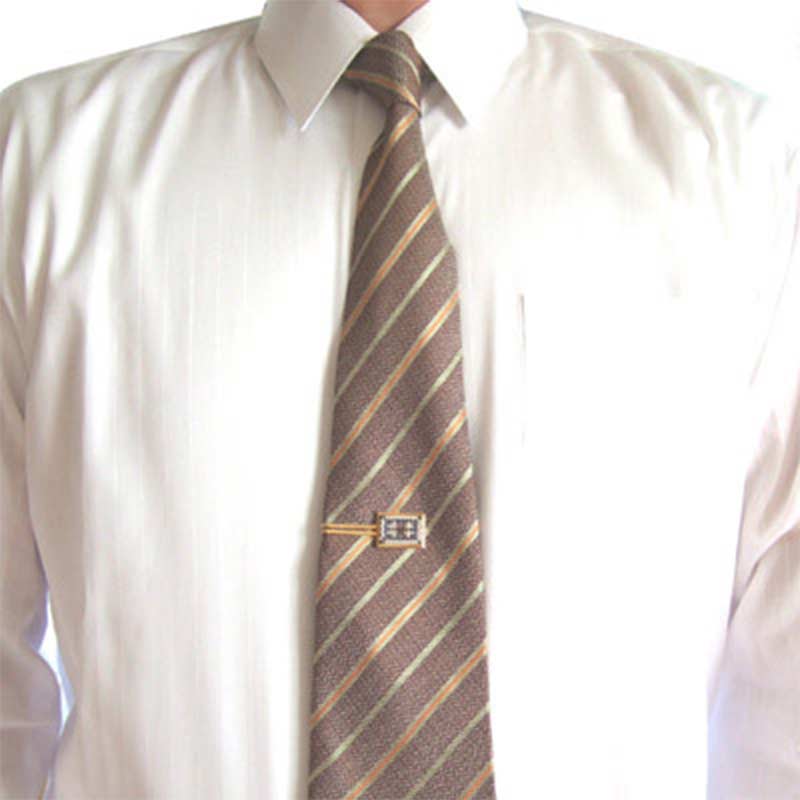 ネクタイピン(ゴールド)